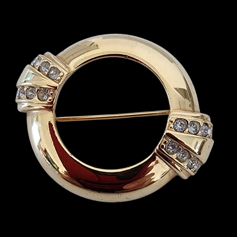Avon Vintage brooch vintage pin retro 1986 collectible anniversary edition